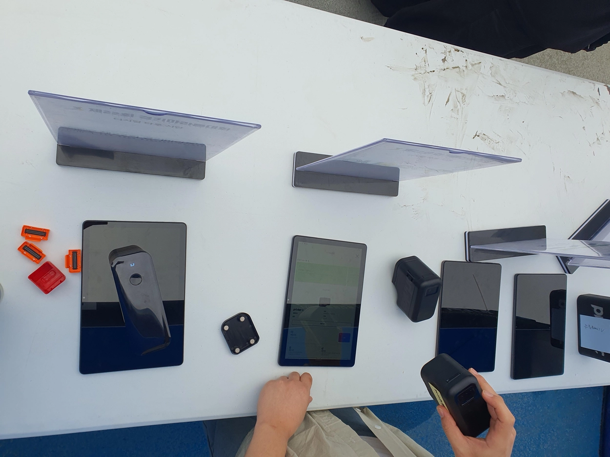 행사 운영 — 행사장에서 태블릿 다대 셋업